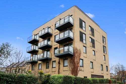 Hybrid Resi - London, Greenwich near O2 Arena, Londyn