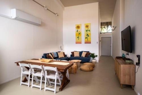 דזרט טיים דירה עם בריכה ברובע דרכי הבשמים in Mitzpe Ramon