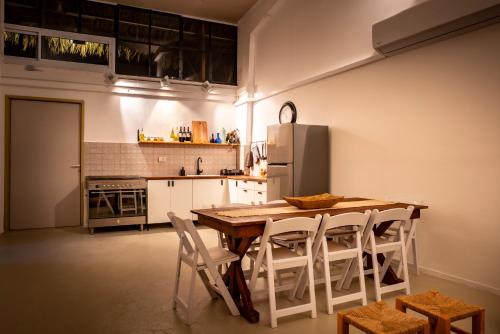 Oprema, דזרט טיים דירה עם בריכה ברובע דרכי הבשמים in Mitzpe Ramon