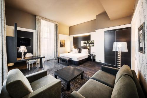 Junior Suite image 6