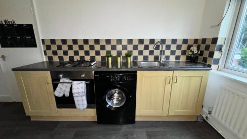 Sleeps 8 3 BED Parking NEC JLR NIA Airport, Birmingham (fotografie 10)