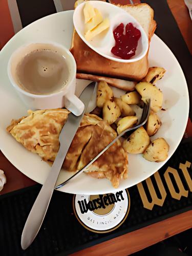 Food and beverages, Hotel BhupuSainik in Chitwan