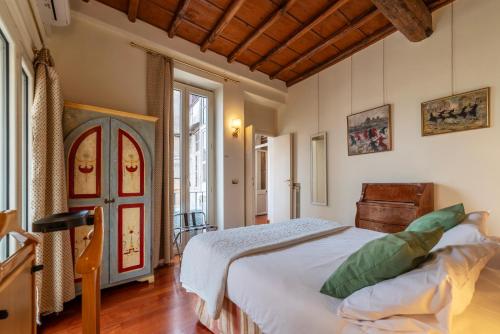 Clock Terrace House - image 2