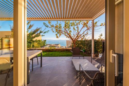 Three-Bedroom Villa image 8
