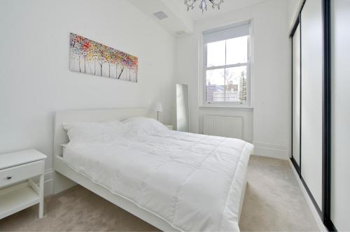 Veeve - The Chelsea Retreat - image 4
