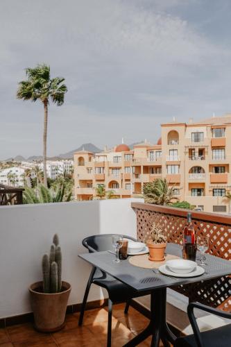 Alba Vista - Albatros Park in Golf del Sur Tenerife - heated pool & Teide view 2