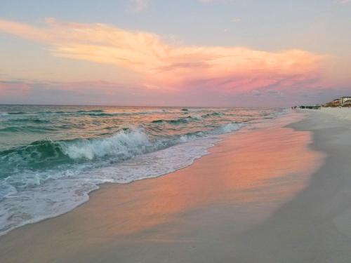 Gulf View 306 by RealJoy Vacations - image 13