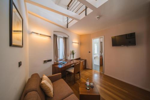 Hotel Vestibul Palace & Villa - Small Luxury Hotels Of The World - image 8