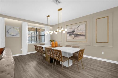 9 Bedrooms- 5 Bathrooms- Champions Gate 1418Tr