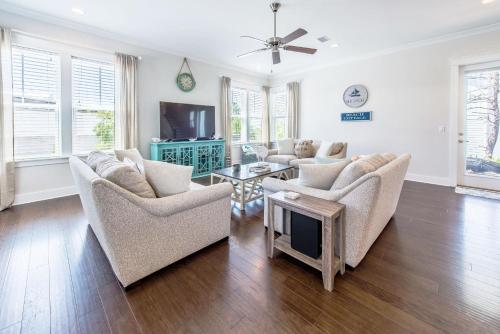 Chalet Mer by RealJoy Vacations - image 11