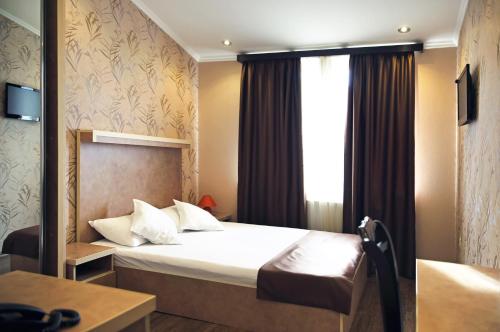 Rondo Hotel Room Type - Standard Double Room