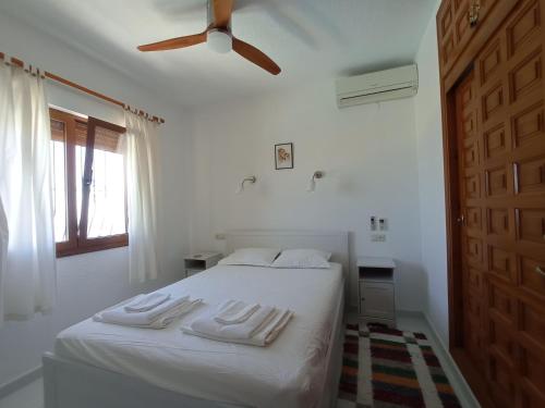 Villa Maravista - Luxury Villa with Private Pool and Sea View