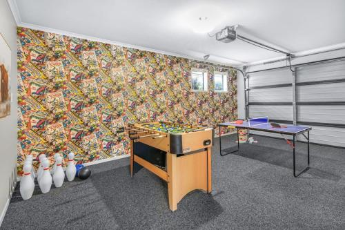 Comfort, Quiet, Central - By KOSH BNB, Hamilton