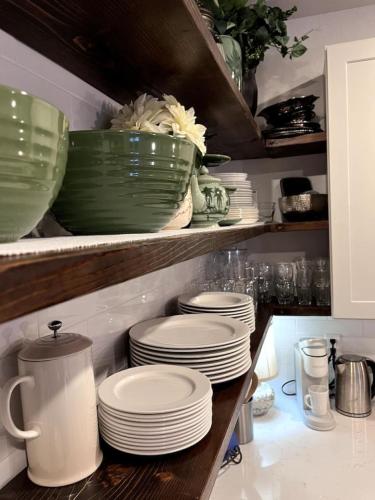 Charming 2-bedroom Cottage near Japanese Tea Gardens