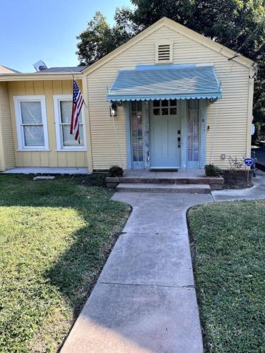 Southern Comfort 4 Bedroom Cottage near San Antonio Állatkert