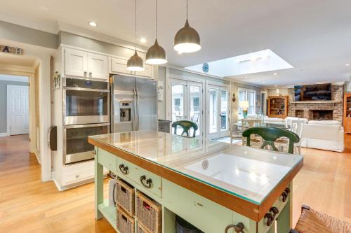 Home with Private Pool Inside Sea Pines Resort! - image 10