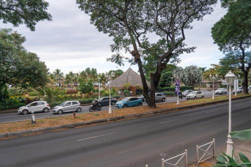 Grand F4, Papeete Frant de Mer TEAVA in Papeete