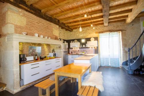 Le grand nid gîte à louer Caleix