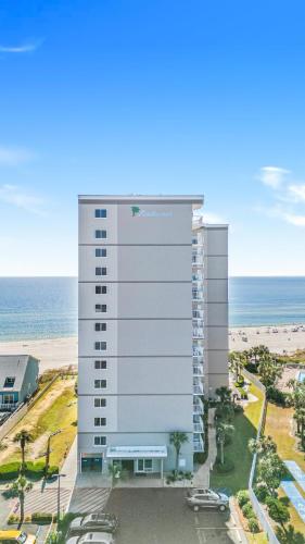 Adorable 2 bedroom 2 bath cozy condo with enough beds for the whole family! - image 9