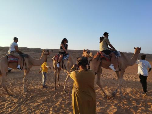 Desert Life Oman Bedouin Camp in A'Sharqiyah Sands (Wahiba)