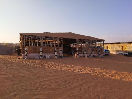 Desert Life Oman Bedouin Camp in A'Sharqiyah Sands (Wahiba)
