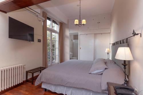 1 queen bed