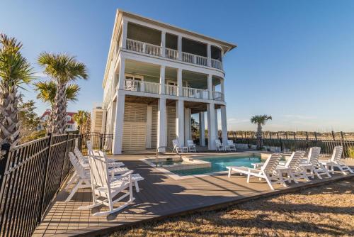 Paradise Point 7BR7BA Oceanfront Beach House - image 2