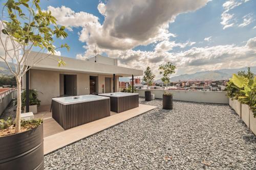 Quadrato Studios in Laureles