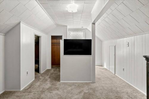 Cozy 4 Bedroom-Outdoor furniture- 2 bathrooms in อิงค์สเตอร์