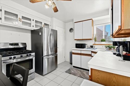 Cozy 4 Bedroom-Outdoor furniture- 2 bathrooms in อิงค์สเตอร์