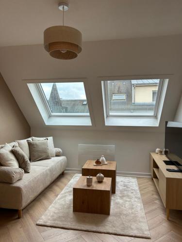 Charming Apartment with JACUZZI Centre Strasbourg Gare, Strasbourg (photo 3)