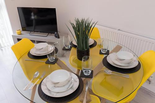 Deluxe 5'Bed House w- Parking - CITY CENTRE, Бирмингем (фото 2)