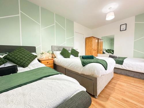 Acacia Wembley Stadium Apartments by Edens - main image