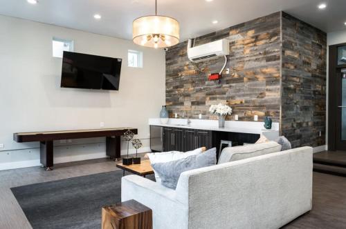 Landing at Pearl Studios - Studio in Northwest Portland