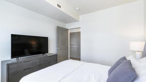 Landing at VIA Apartments - 1 Bedroom in Downtown South Salt Lake Landing at VIA Apartments - 1 Bedroom in Downtown South Salt Lake