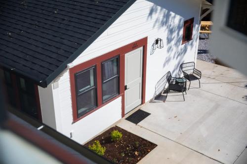 The compass mcminnville - image 3