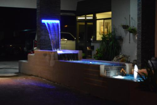 Entrada, Alabaster Motor Inn in Taree