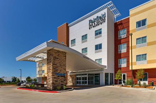 Fairfield Inn & Suites by Marriott Dallas Love Field in Dallas, USA