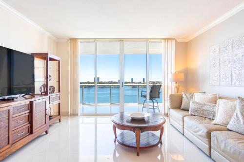 Golden Bay 703, Miami Beach (photo 4)