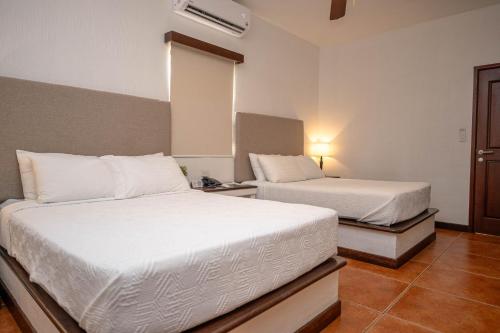 Boca Olas Resort Villas