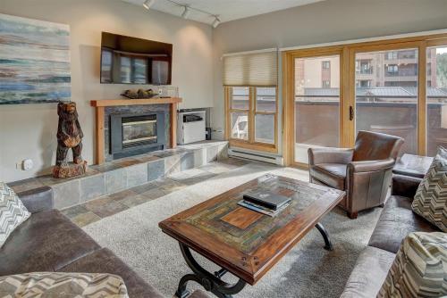 Village Majesty - image 2