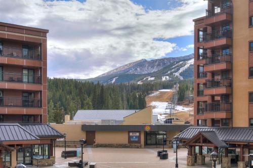 Village Majesty - image 10