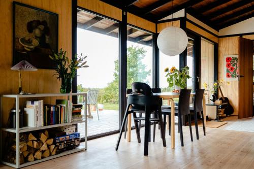 Exterior view, Renovert 70-Tallshus Omgitt Av Vakker Natur in Asnæs