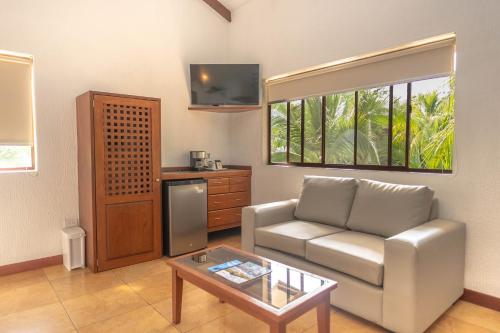 Boca Olas Resort Villas