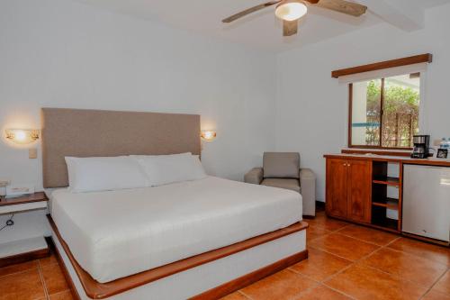 Boca Olas Resort Villas