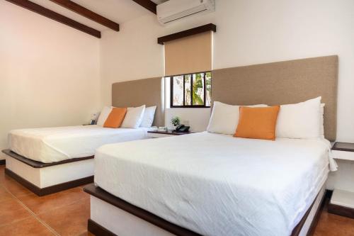 Boca Olas Resort Villas