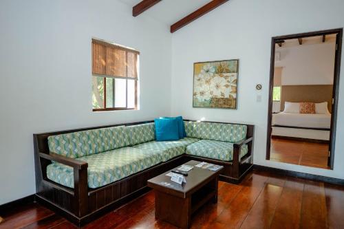 Boca Olas Resort Villas