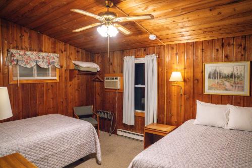 Gray Ghost Inn – West Dover, VT