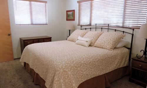 Arrow Lodge - 4BR/2.5BA Home - image 11