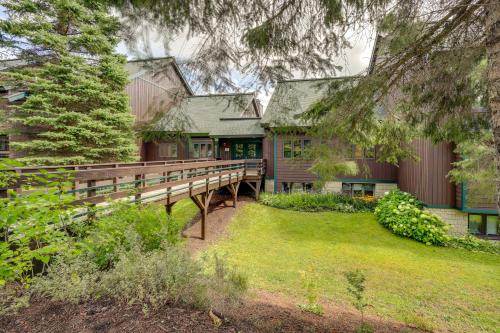 Lake Placid Condo with Patio - Walk to Beach! in Whiteface